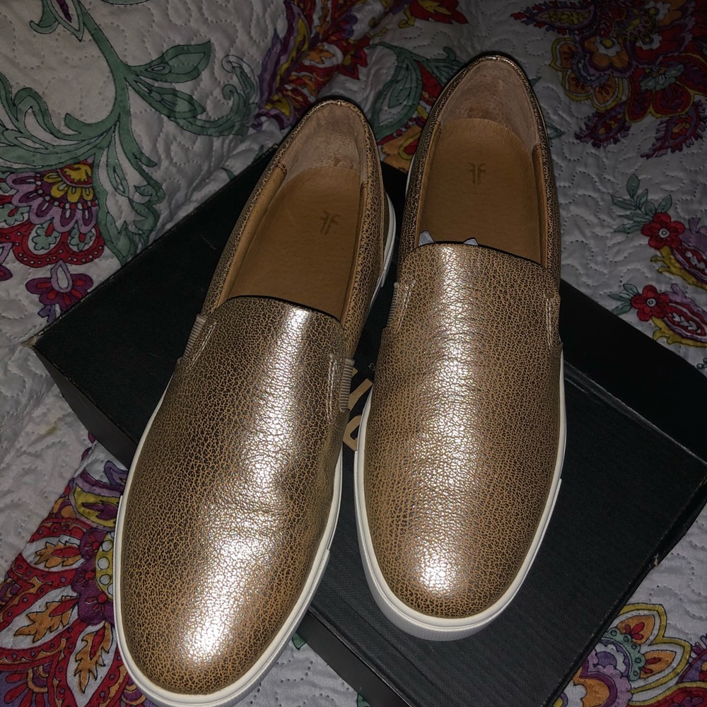 Frye ivy slip on